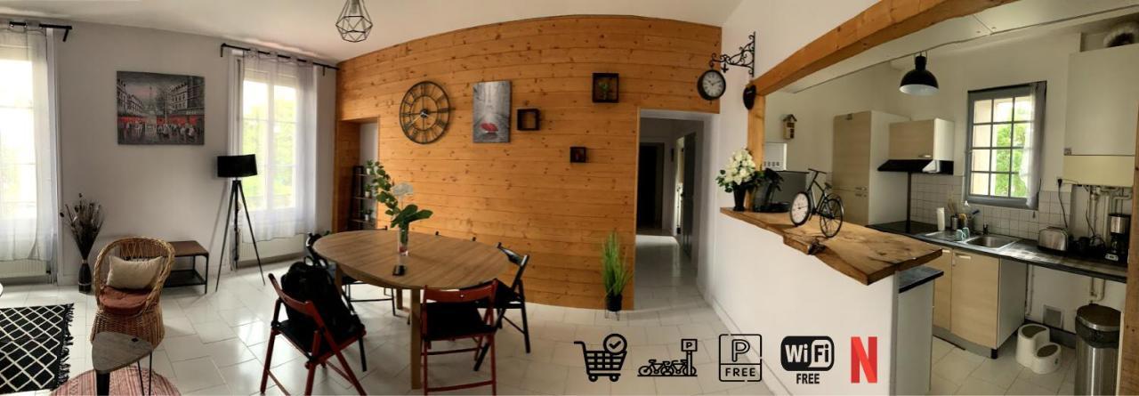 Grand Appart 9 Pers Centre Blois Parking Prive 1Voiture 10 Velos 5Min Chateau By Sweet Home Company Exterior foto
